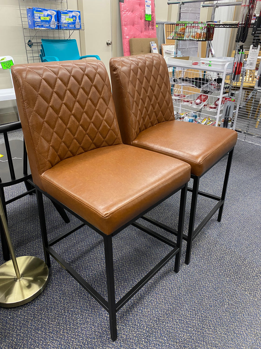 Set of 2 25” Diamond Tufted Counter Height Barstools FN Bargains