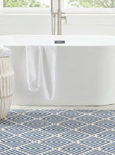 Load image into Gallery viewer, Cleo Navy Machine Washable Rug 2&#39;x3&#39;
