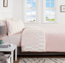 Load image into Gallery viewer, 7pc King Dash Stripe Printed Microfiber Reversible Comforter &amp; Sheets Set
