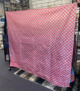 Portable Outdoor Blanket w/Stakes - Red Gingham