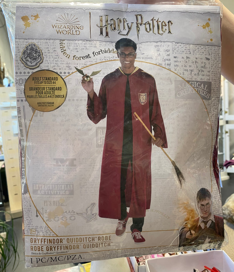 Harry Potter Unisex Gryffindor Robe - Standard Adult Size - Halloween Costume