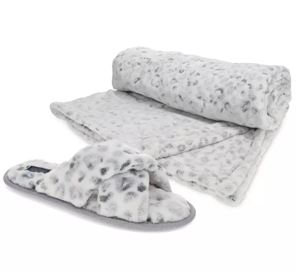 Rachel Roy Ladies Slippers & Blanket Set - Snow Leopard