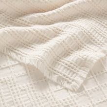 Load image into Gallery viewer, 60&quot;x80&quot; Waffle Weave Fringed Bed Throw
