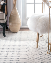 Load image into Gallery viewer, Moroccan Blythe Area Rug 5' x 7' 5"
