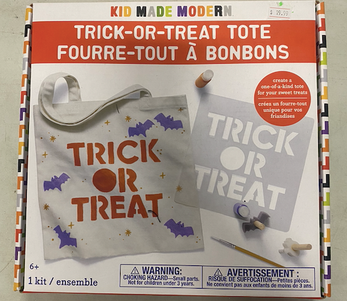 8pc. Create Your Own Trick-Or-Treat Tote Kit