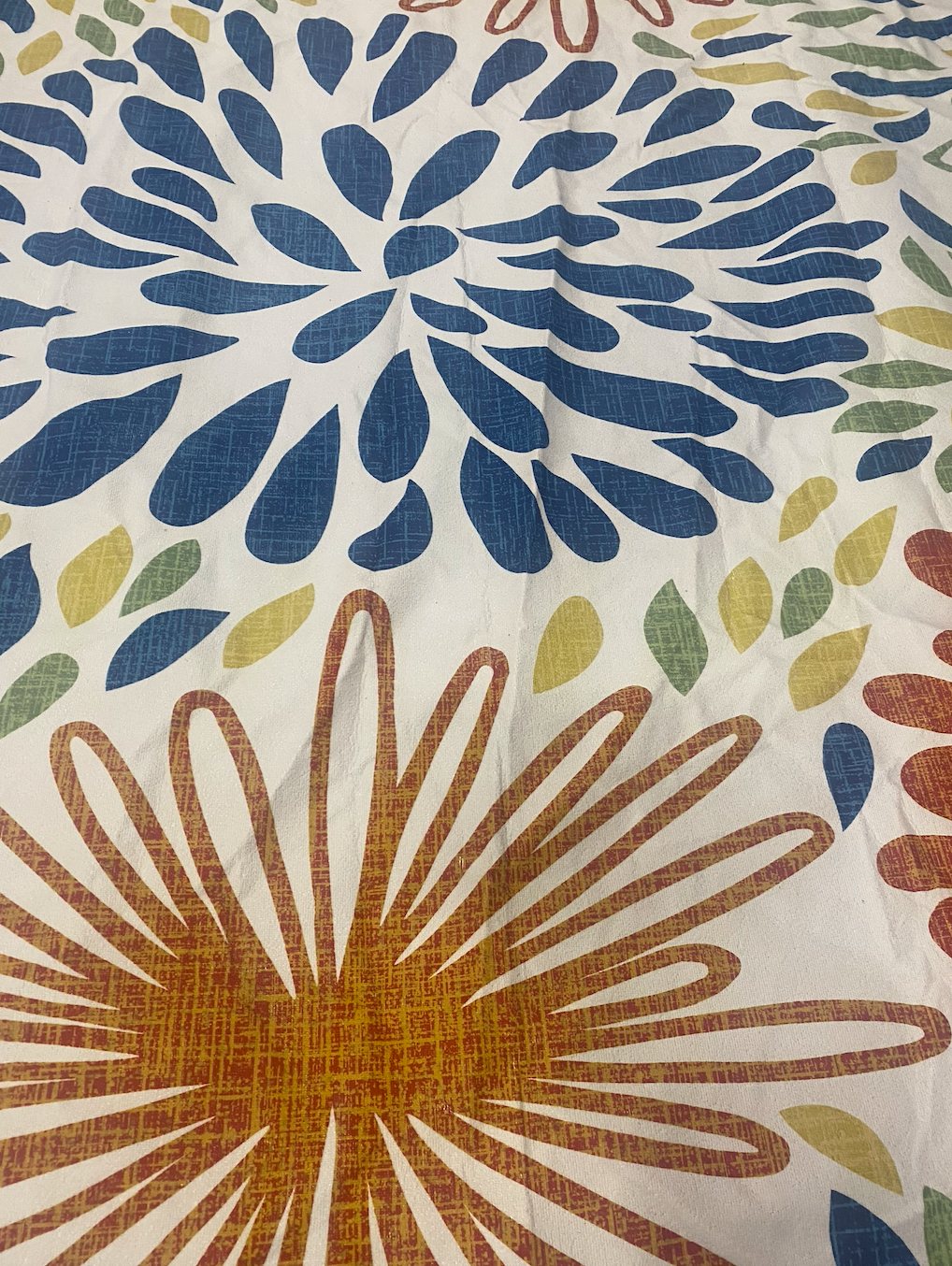 Happy Flowers 8'x10' Washable Area Rug Rectangle