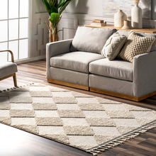 Load image into Gallery viewer, Marissa High/Low Diamond Tassel Area Rug 6&#39;x7&#39;9&quot;
