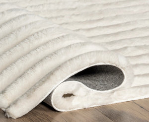 2'6" x 6' Stripe Faux Rabbit Machine Washable Runner Rug
