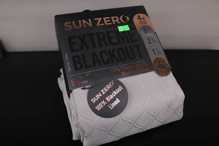 Sun Zero Extreme Blackout Curtain Panel - Shania - 84